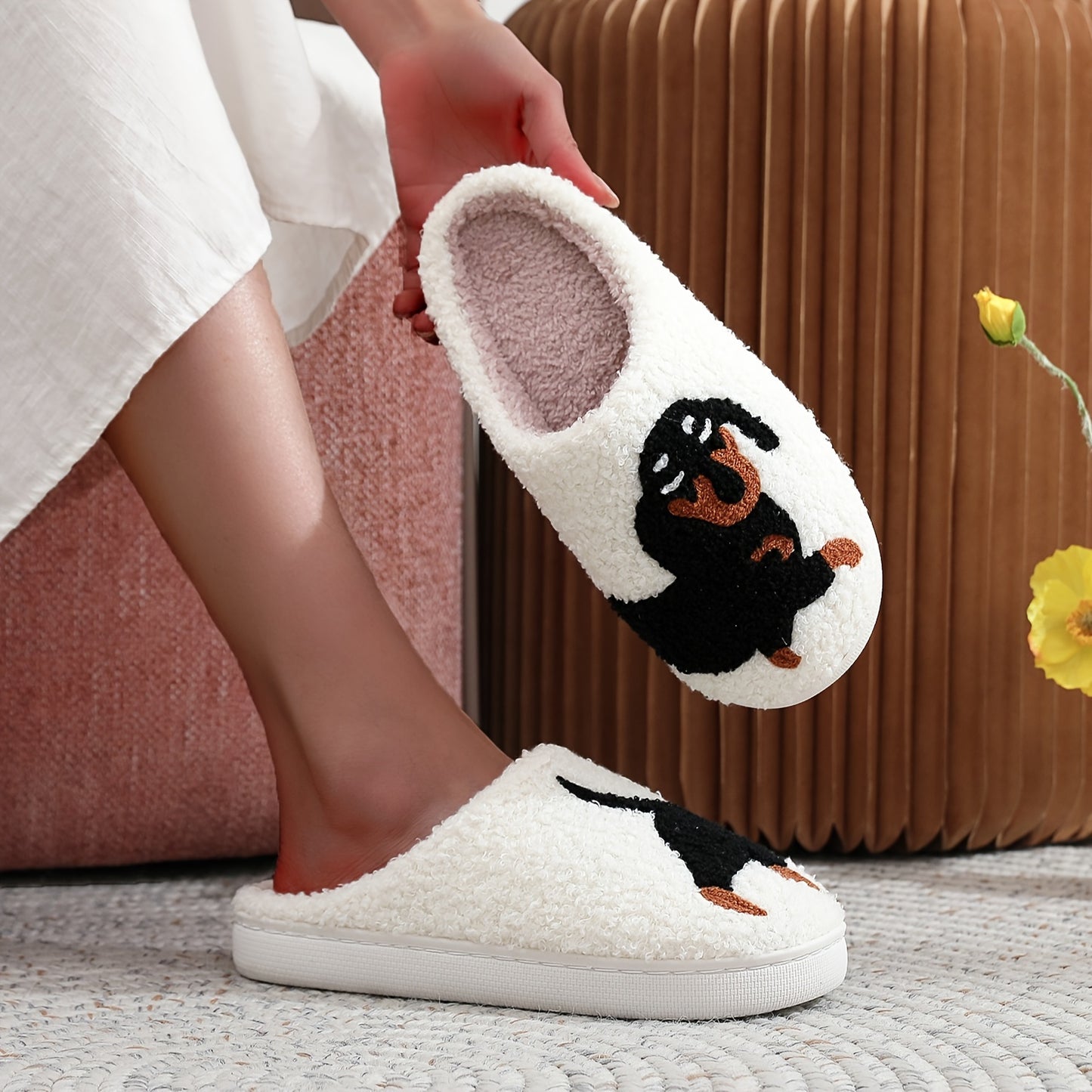 Cute Cartoon Dog Dachshund Pattern Slippers, Casual Slip On Plush Lined Shoes, Comfortable Indoor Home Slippers