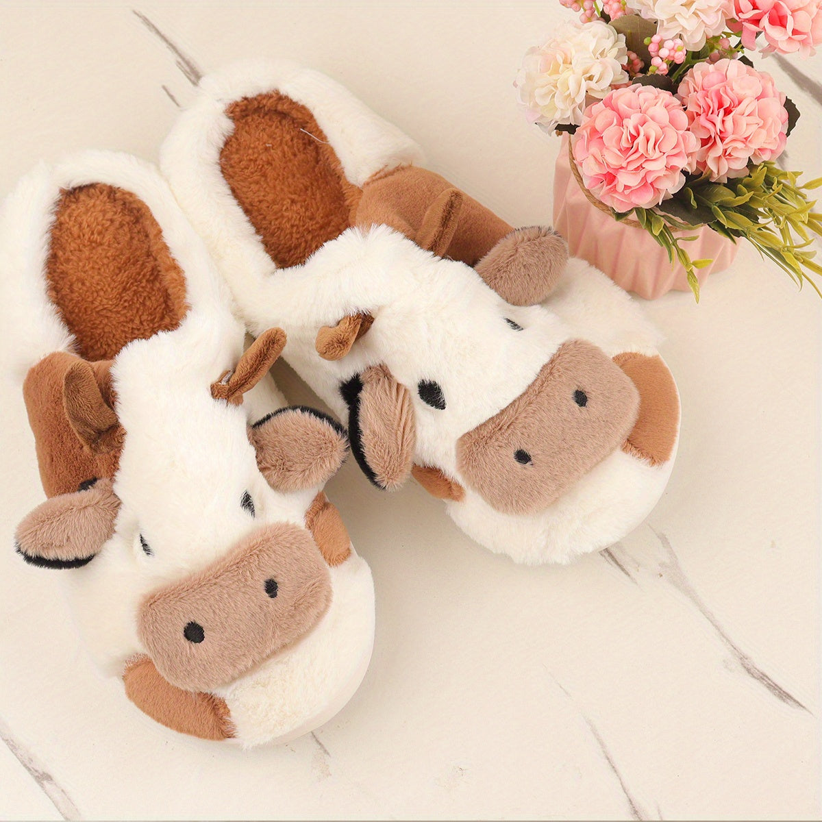 Women's Cute Cartoon Cow Slip-On Slippers - Plush Fabric Winter Indoor House Shoes with Soft Lining & Durable PVC Sole for Cozy Home Comfort, Cow Slippers, Playful Footwear, Decorative Plush Lining