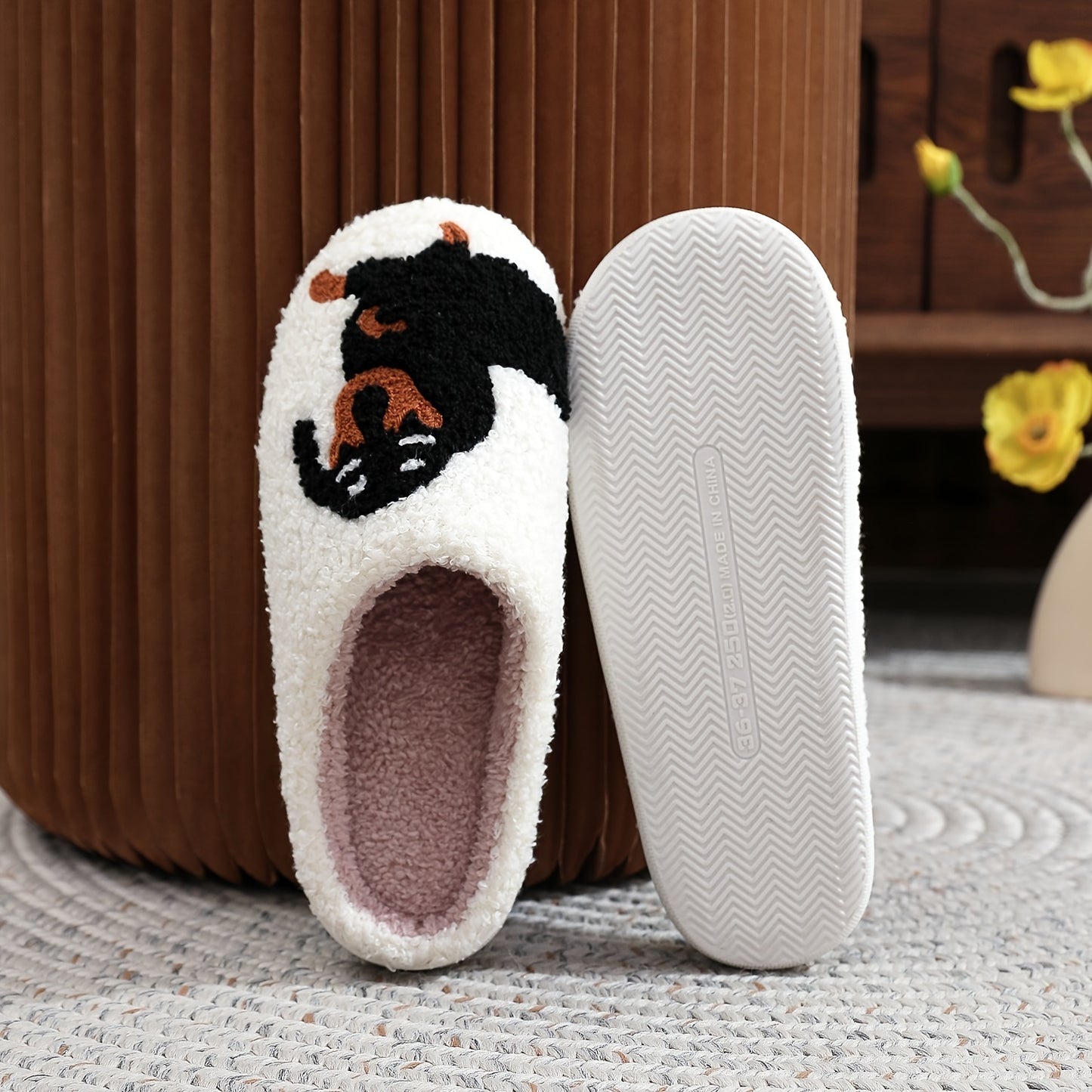 Cute Cartoon Dog Dachshund Pattern Slippers, Casual Slip On Plush Lined Shoes, Comfortable Indoor Home Slippers